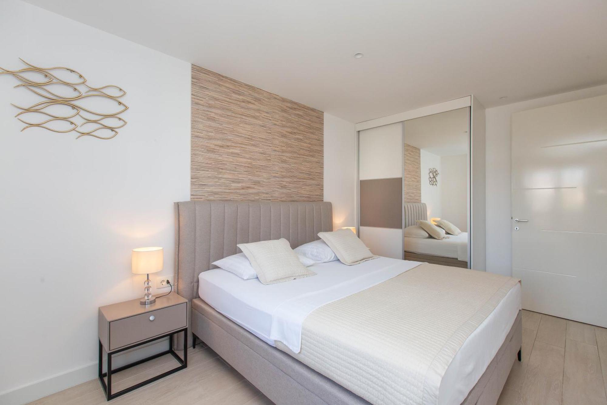Villa 23 B Heated Pool Trogir Buitenkant foto